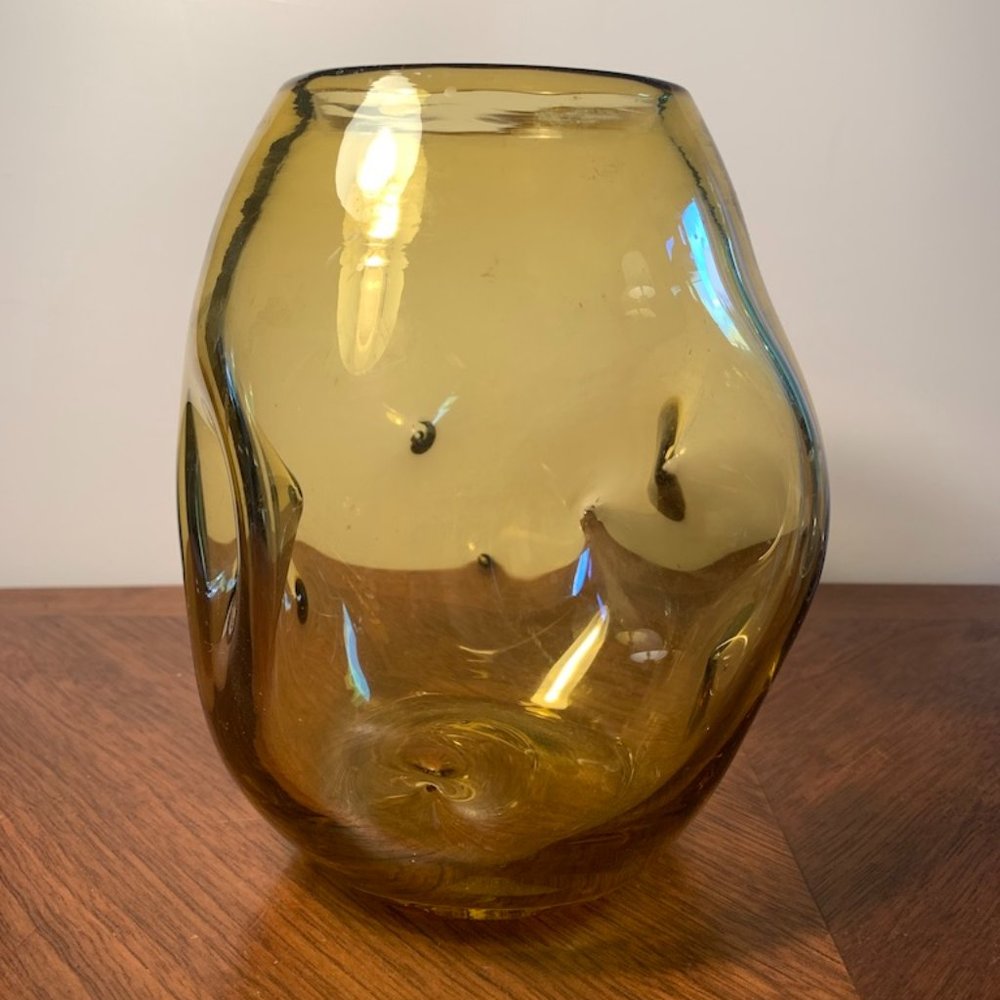 Blenko-style handblown glass Vase with dimples, Ombre, 8x4 inches